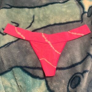 VS PINK Thong M